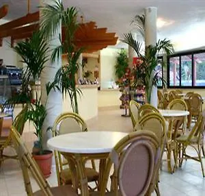 Punta Faro Hotel