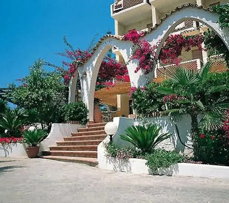 Punta Faro 2* Capo Vaticano