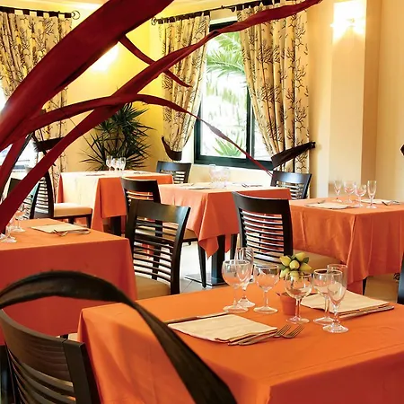 Hotel Punta Faro Santa María